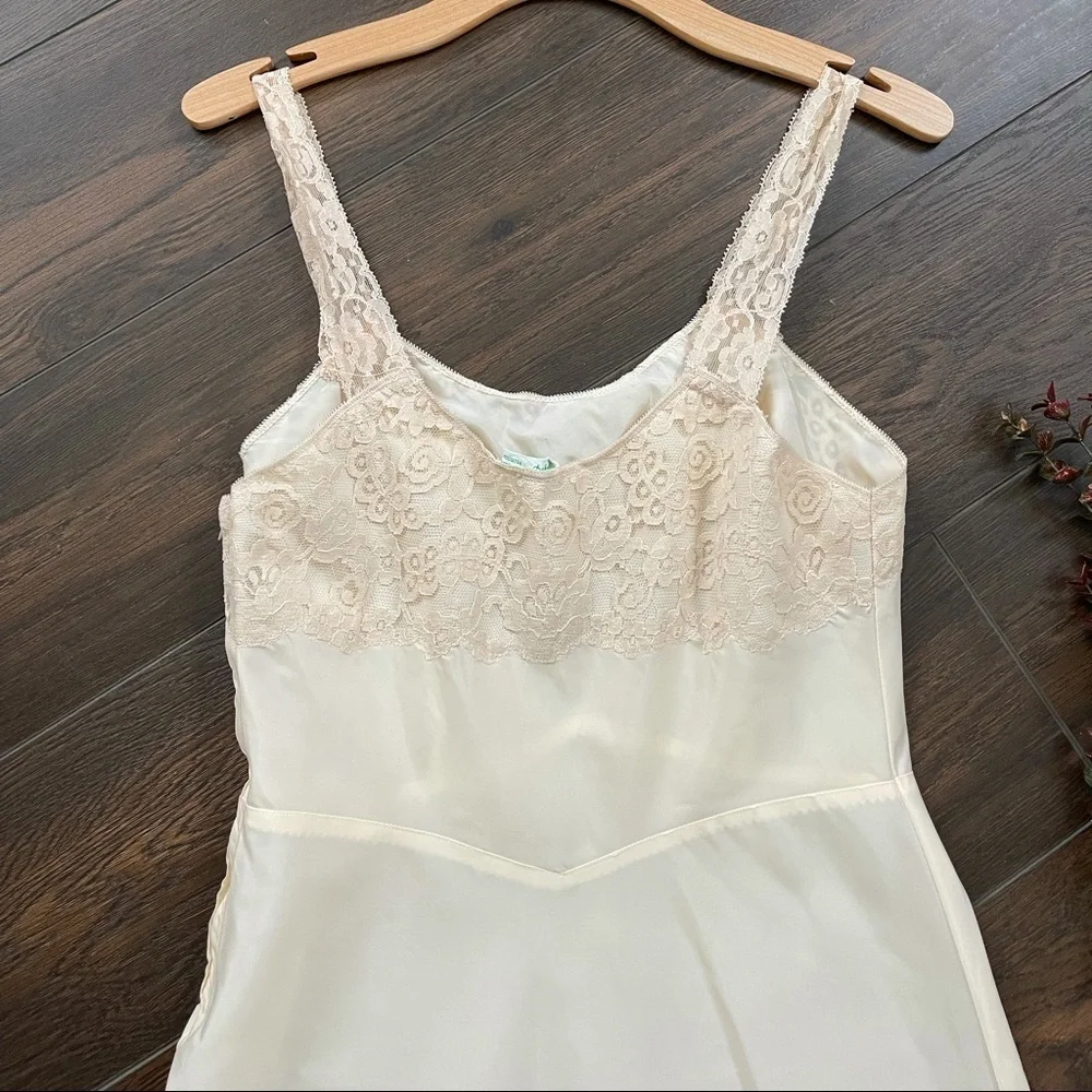 Vintage 1950s  lady Lynne lace trim slip dress - Picture 6 of 7